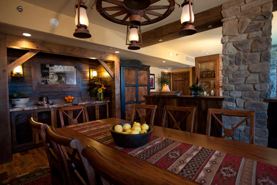 Big Thunder Suite Dining Room